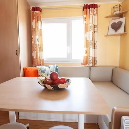 Sunny Tiny House With Sea View